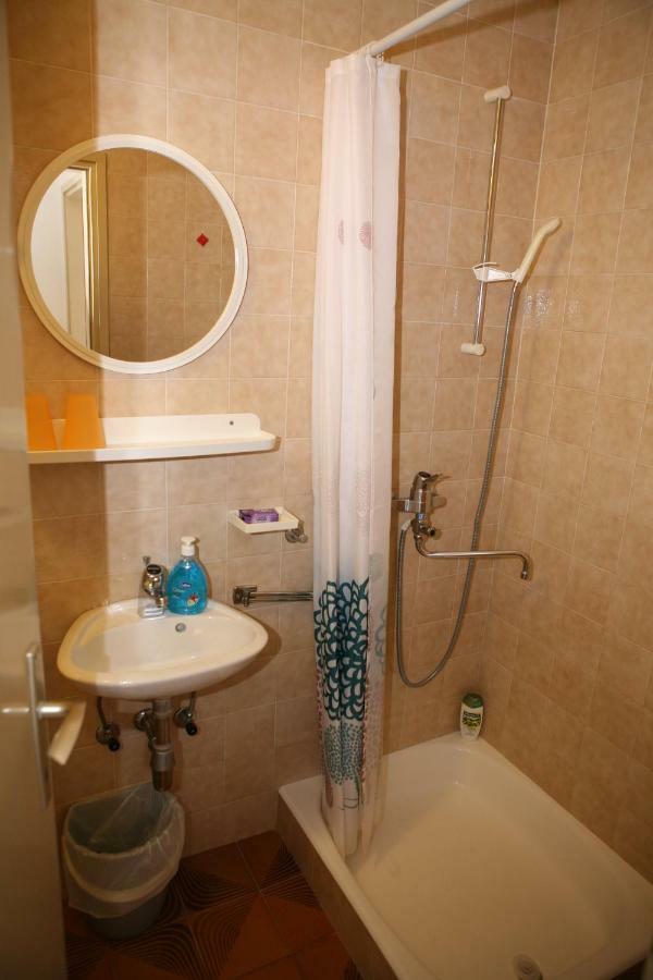 Rooms And Apartments Kurtovic Seget Donji Ngoại thất bức ảnh