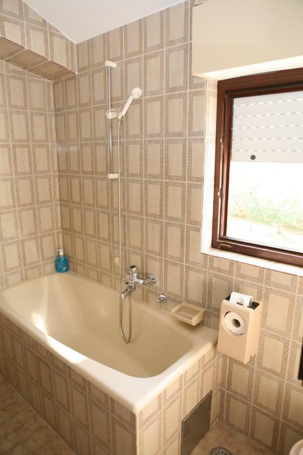 Rooms And Apartments Kurtovic Seget Donji Ngoại thất bức ảnh